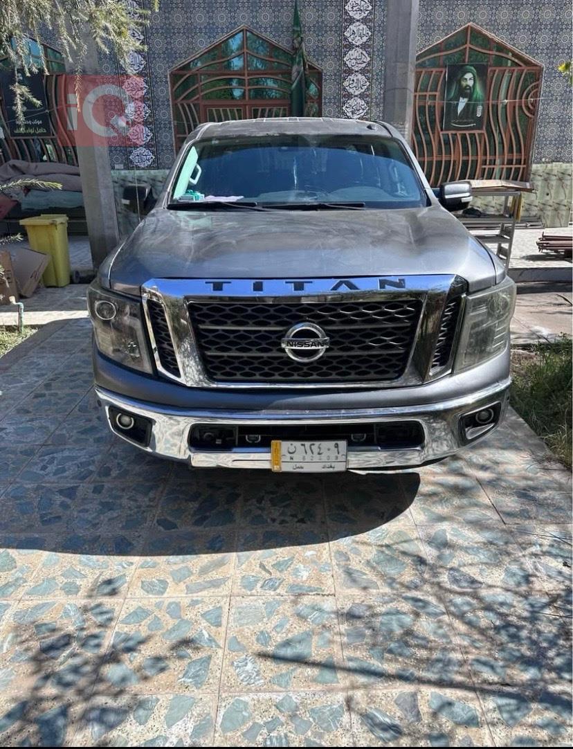 Nissan Titan